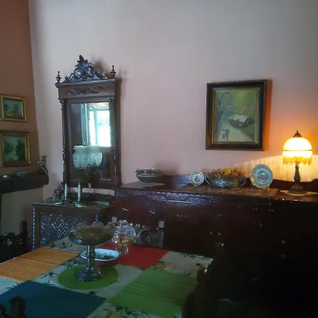 Beautiful With A Rose Garden Country house Oikhalia (Messinia)